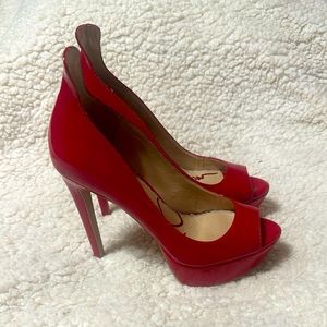 Jessica Simpson, 5” red high heels – size 6